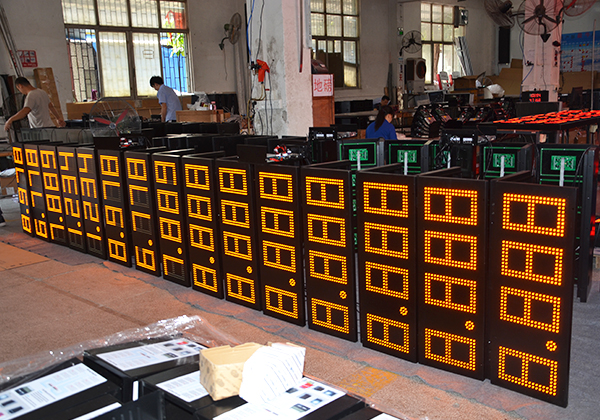 se&ntilde;al de precio led de gasolinera